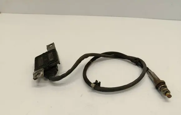 Volkswagen Touareg II Lambda probe sensor 059907807R A2C1087900001