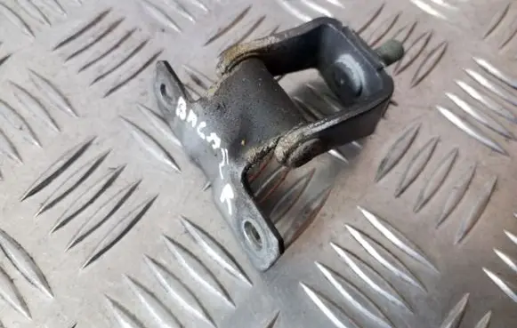 Mitsubishi ASX Tailgate/trunk/boot hinge
