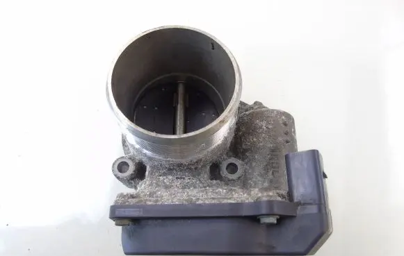 Skoda Superb B6 (3T) Throttle valve 06F133062Q