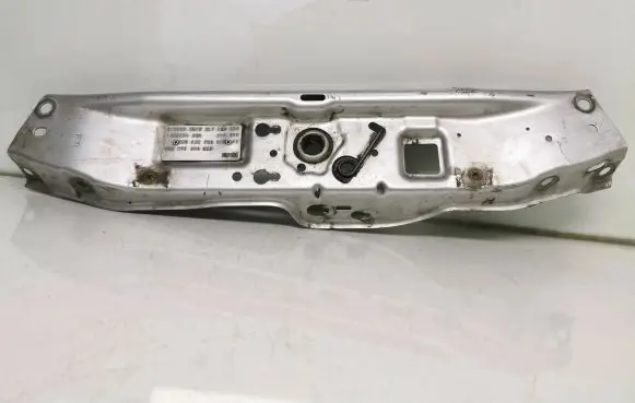 Opel Zafira B Top upper radiator support slam panel 7048154 47HGIG C60C32
