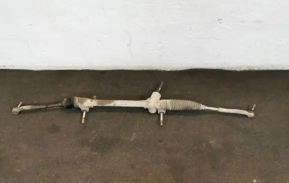 Toyota Yaris Steering rack