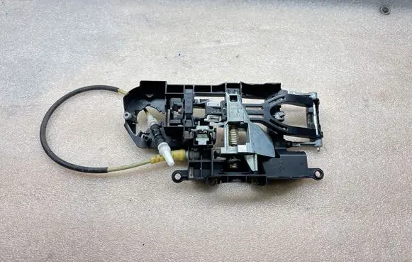 BMW 5 F10 F11 Rear door exterior handle/bracket X3718722712