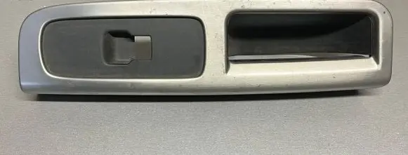 Volvo V50 Front door window switch trim 8663815 ESW464