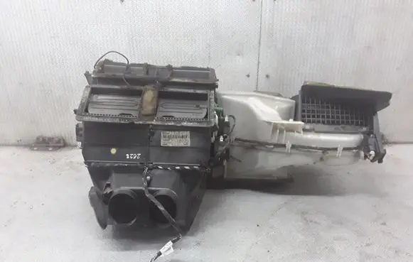 Volvo S80 Interior heater climate box assembly P03409243