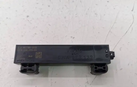 Audi A3 8Y Keyless system antenna 5WA962132 2010032 5FA22407500