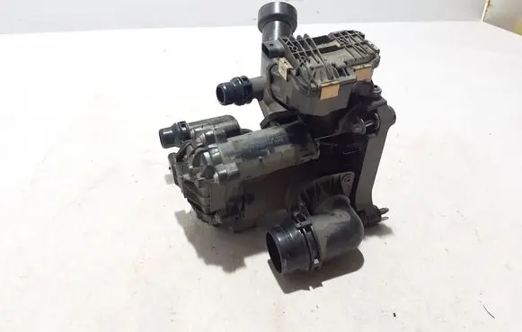 BMW 4 G22 G23 G24 G26 Thermostat 8642559