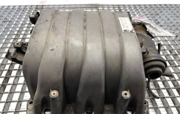 Audi A6 S6 C5 4B Intake manifold 06C133151K