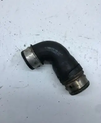 Volkswagen Touran I Intercooler hose/pipe 1T0145790B