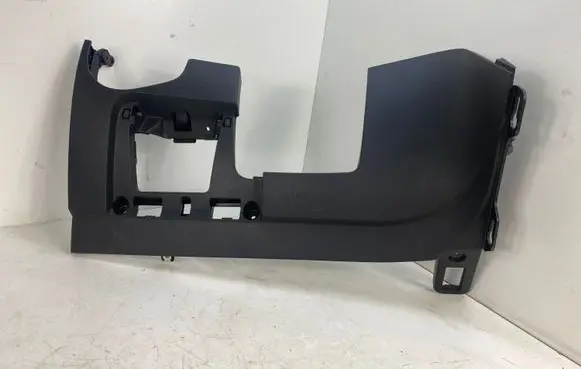 Dashboard lower bottom trim panel