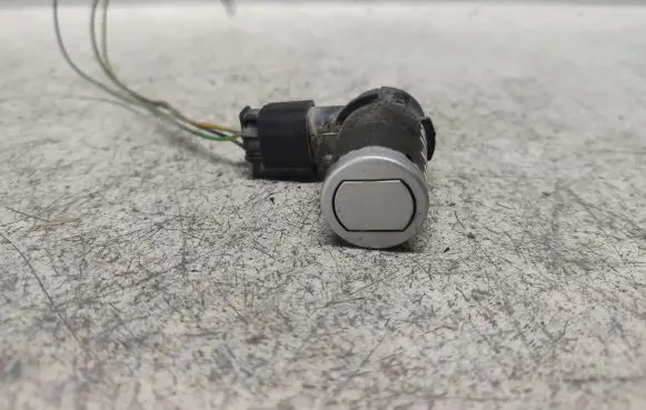 BMW 5 E39 Parking PDC sensor 8384702