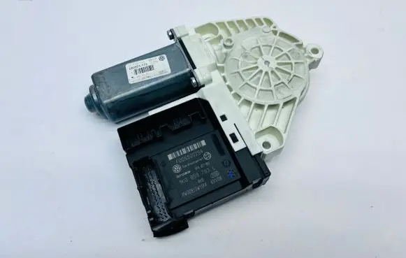 Volkswagen PASSAT B6 Airbag control unit/module H2S08