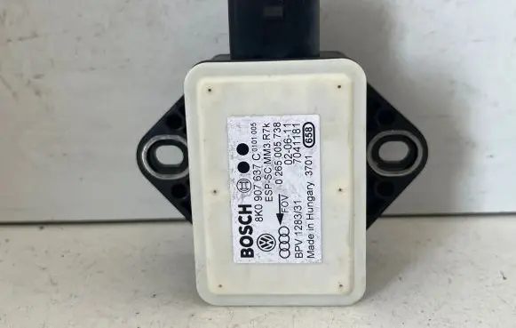 Audi Q5 SQ5 ESP acceleration yaw rate sensor 8K0907637C 7041181 0265005738