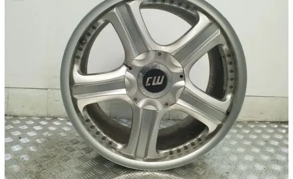 R20 alloy rim