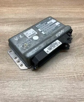 Audi V8 Gearbox control unit/module 441927156Q 0260002199