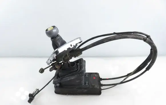 Peugeot 407 Gear shifter/selector 