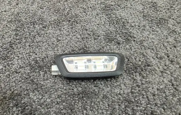 Mercedes-Benz GLC X253 C253 Boot/trunk interior light A0009064301 19128201 9011604