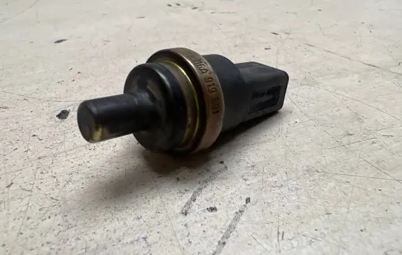 Seat Ibiza IV (6J,6P) Coolant level sensor 06A919501
