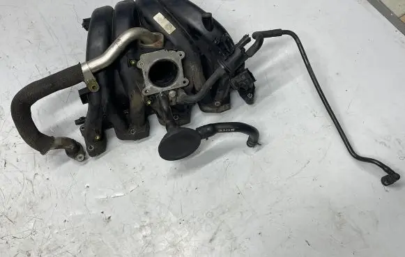 Opel Vectra C Intake manifold 24404009 24414342