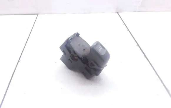 Volvo S60 Electric window control switch 9472275