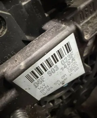 Volkswagen PASSAT B6 Generator/alternator 06F903023F 0124525091