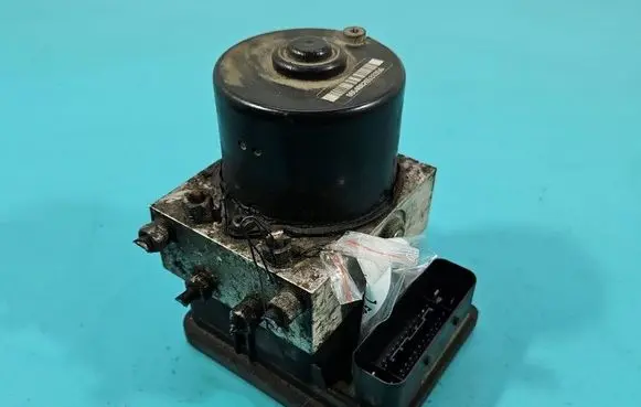 Opel Zafira B ABS Pump 13234911 IMPRK1523618
