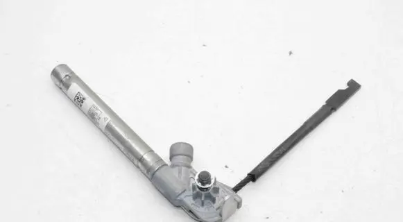 Maserati Ghibli Seat belt adjustment rail 6700014260
