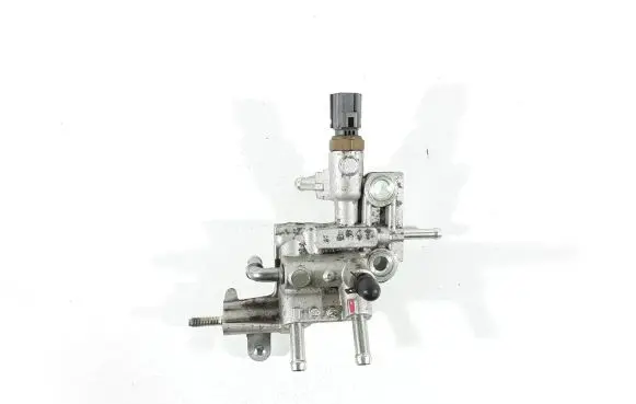 Mazda CX-3 Fuel distributor 1797300100