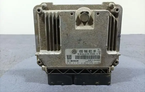 Volkswagen Cross Touran I Engine control unit/module ECU 03G906021MP