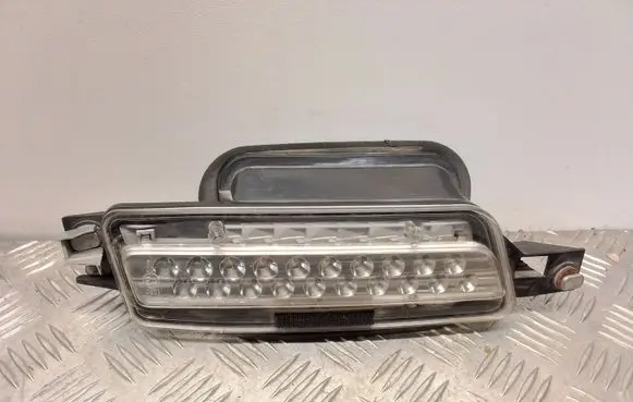 Subaru Legacy Reverse light 23620794