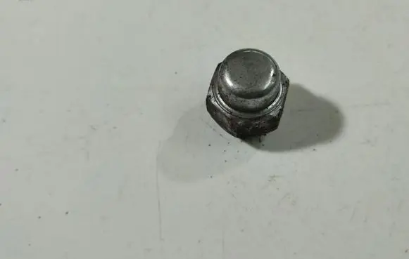 Saturn Vue Nuts/bolts 