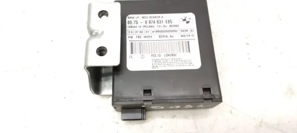 BMW Z4 E85 E86 Alarm control unit/module 6974631 65756974631