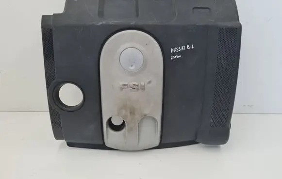 Volkswagen PASSAT B6 Engine cover (trim) 03C129607N