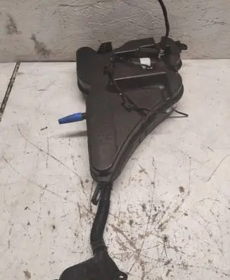 BMW i4 Windshield washer fluid reservoir/tank 11115710 7427885 6166
