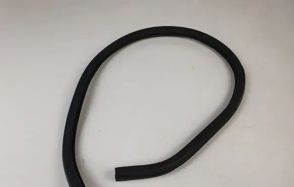 Opel Astra J Engine compartment rubber 13271280