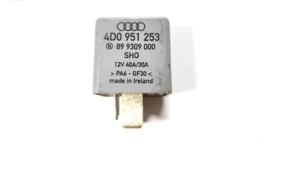 Audi A4 S4 B5 8D Other relay 4D0951253 899309000