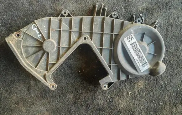 Chevrolet Cruze Timing belt guard (cover) 897376243
