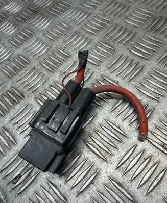 BMW X3 F25 Coolant fan relay 9207913 V23136J100435