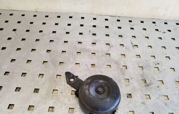 Subaru Forester SG Horn signal