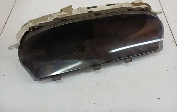 Toyota Previa (XR30, XR40) II Speedometer (instrument cluster) 838002J010