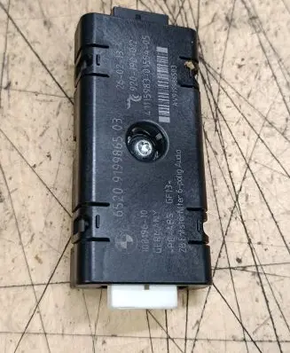 Antenna control unit