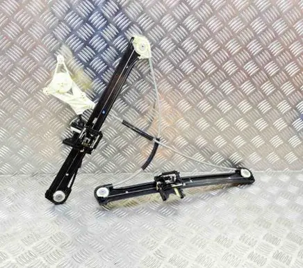 Audi A3 S3 8V Front door electric window regulator 8V4837461