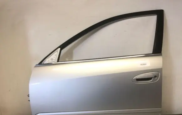 Nissan Altima Front door
