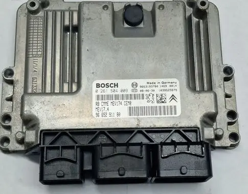 Peugeot 308 Engine control unit/module 9665291180 0261S04009 MEV174