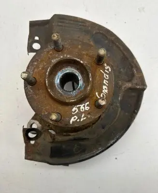 Mitsubishi Grandis Front wheel hub