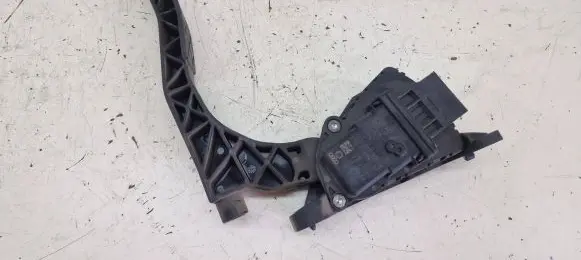 Audi A6 S6 C6 4F Accelerator throttle pedal 4F1721523B 6PV00898407
