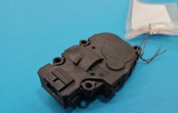 BMW 5 G30 G31 G38 A/C air flow flap actuator/motor EH620003 IMPRK1593265