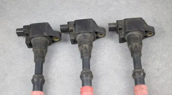 Honda Jazz High voltage ignition coil CM11109 HITACHI