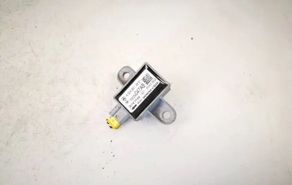 Mercedes-Benz C AMG W204 Airbag deployment crash/impact sensor a2048210651 56054047ab