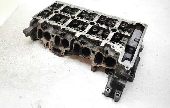 BMW X3 F25 Engine head 7810465