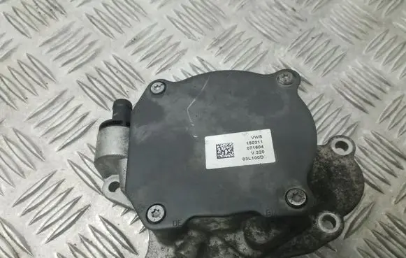 Skoda Fabia Mk2 (5J) Vacuum pump 03L100D 03L145207